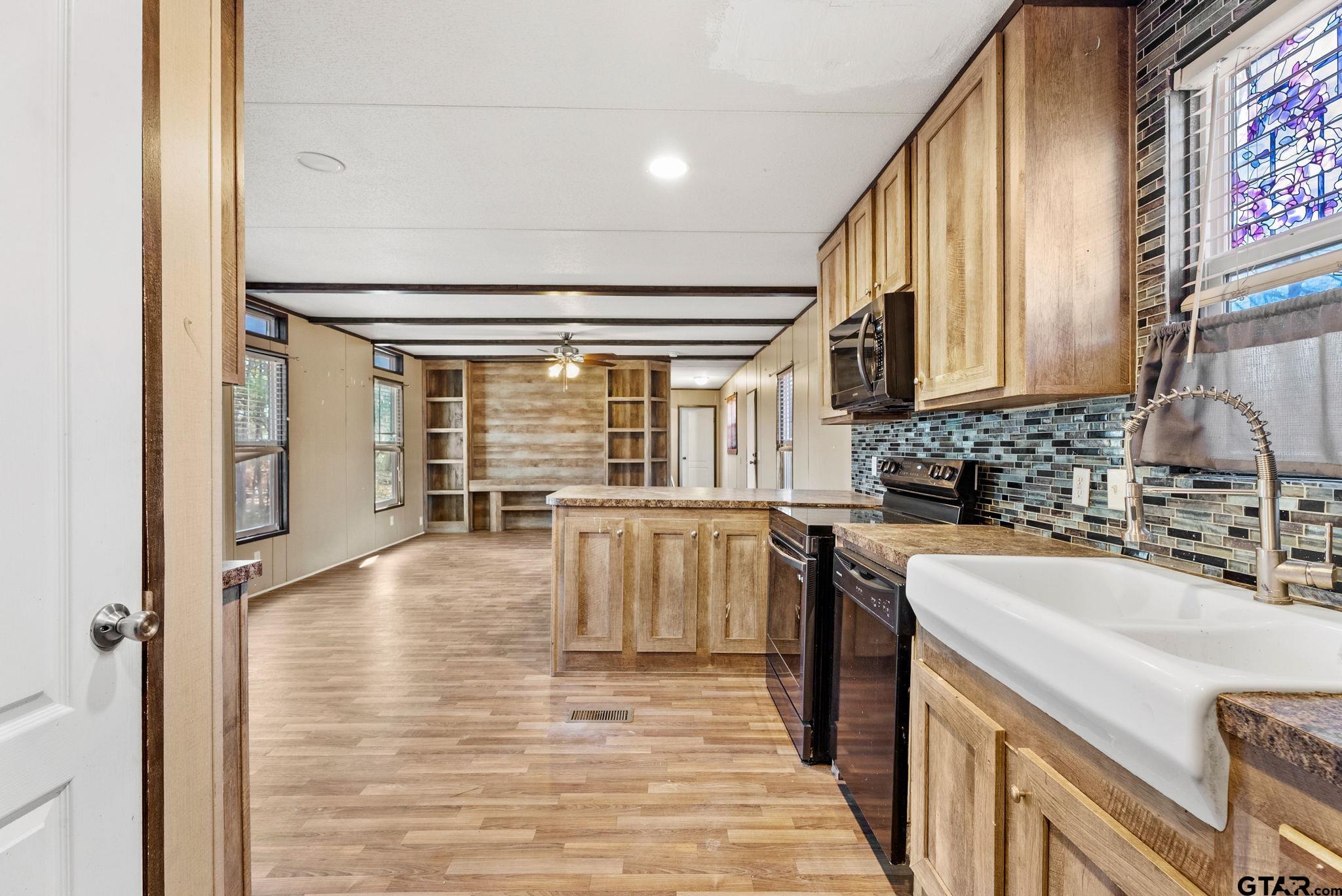 1814 County Road 386 Tyler, TX 75708 - Photo 8 of 24