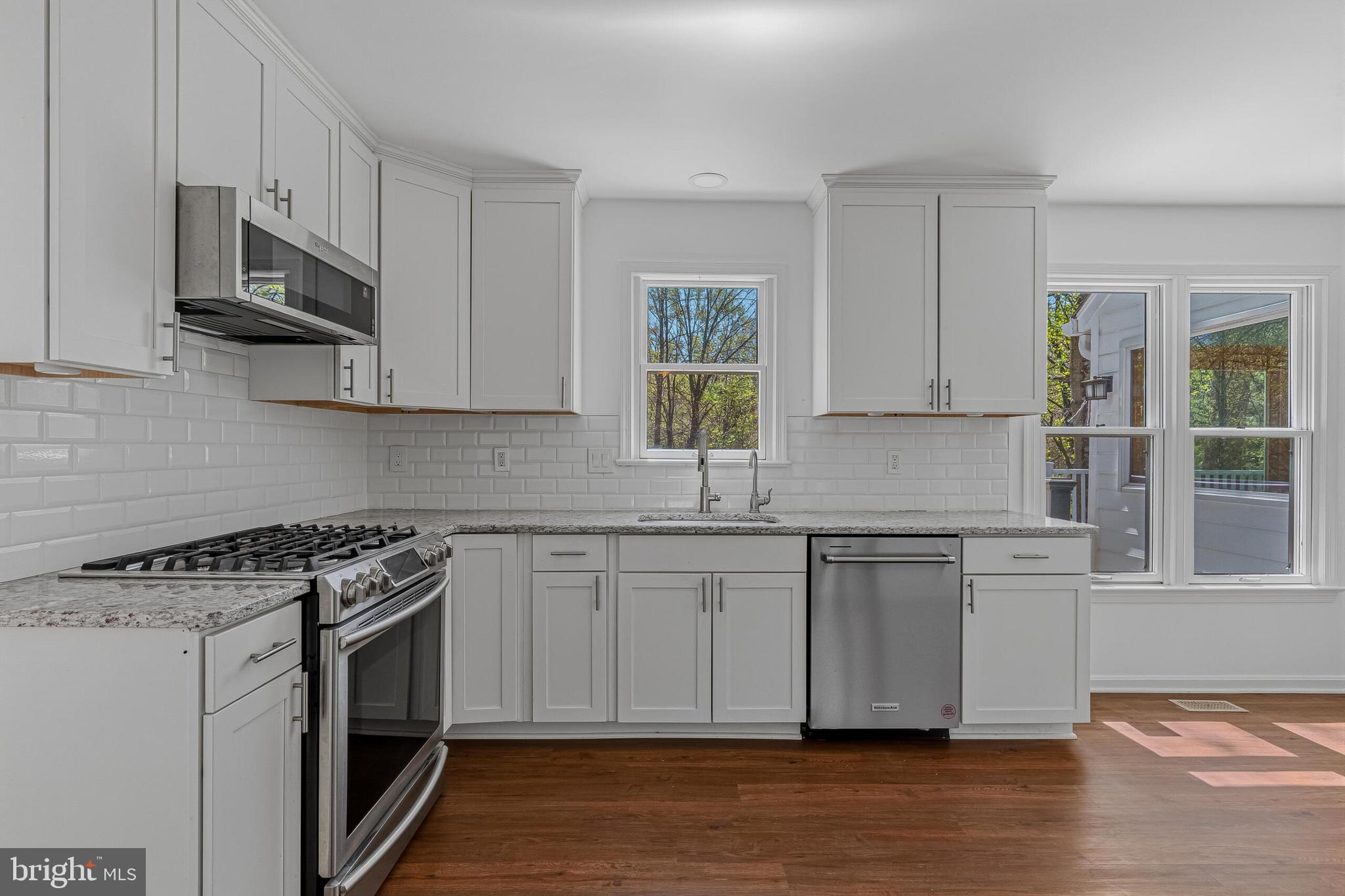 1646 Stowe Road Reston, VA 20194 - Photo 2 of 45