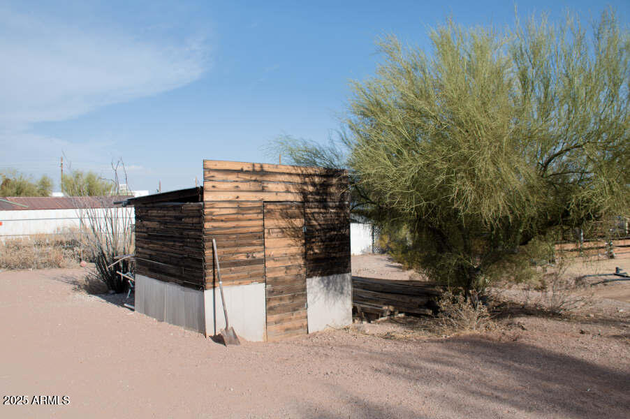 200 North Tomahawk Road Apache Junction, AZ 85119 - Photo 51 of 56 a view of outdoor space and seating area