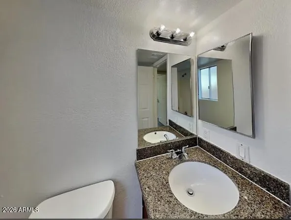 $1,810 | 11320 North 82nd Avenue, Peoria, AZ 85345