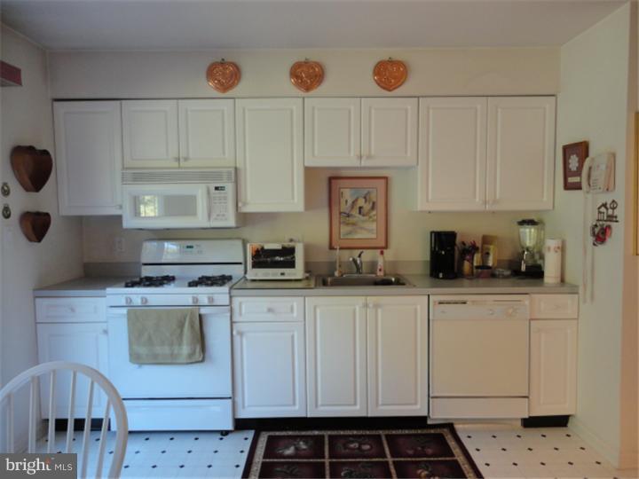 1408 Stokes Road Mount Laurel, NJ 08054 - Photo 3 of 12
