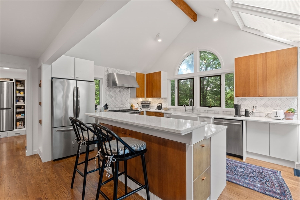 34 Hilltop Road Weston, MA 02493 - Photo 9 of 41