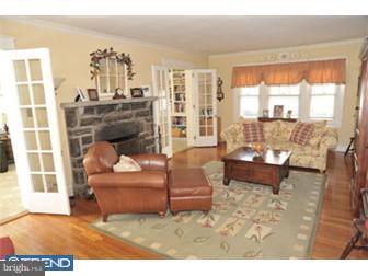 317 Bewley Road Havertown, PA 19083 - Photo 2 of 12 Living Room