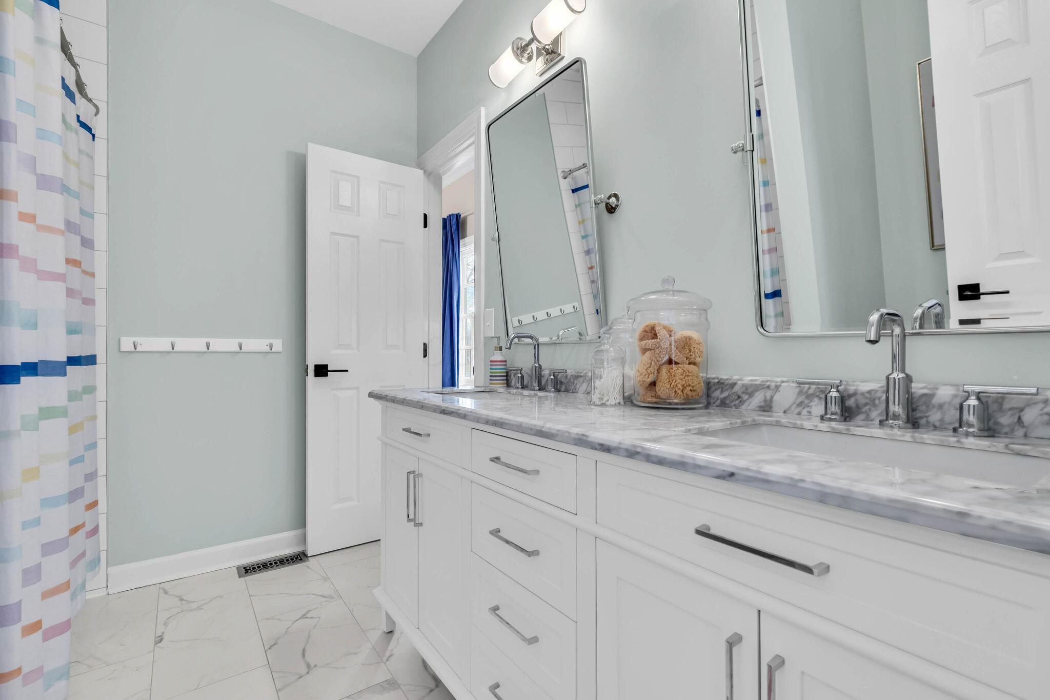 3908 James River Road New Albany, OH 43054 - Photo 32 of 47 Full Bath