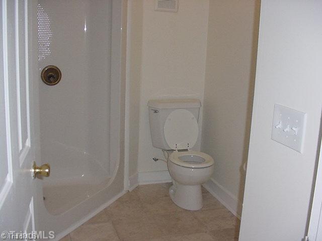 8580 Center Grove Church Road Clemmons, NC 27012 - Photo 13 of 16 Bath.