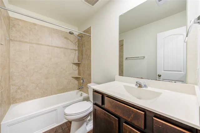 $2,100 | 18907 Via Flora Drive, New Caney, TX 77357