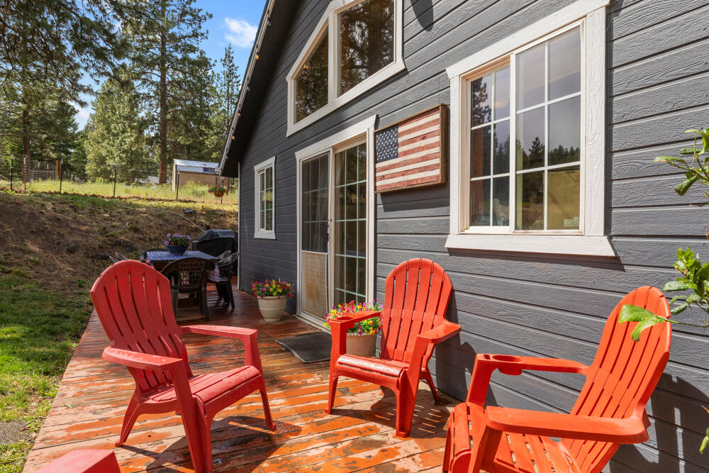 16320 Hillcrest Road Klamath Falls, OR 97603 - Photo 30 of 39 27 - 16320HillcrestRd-12
