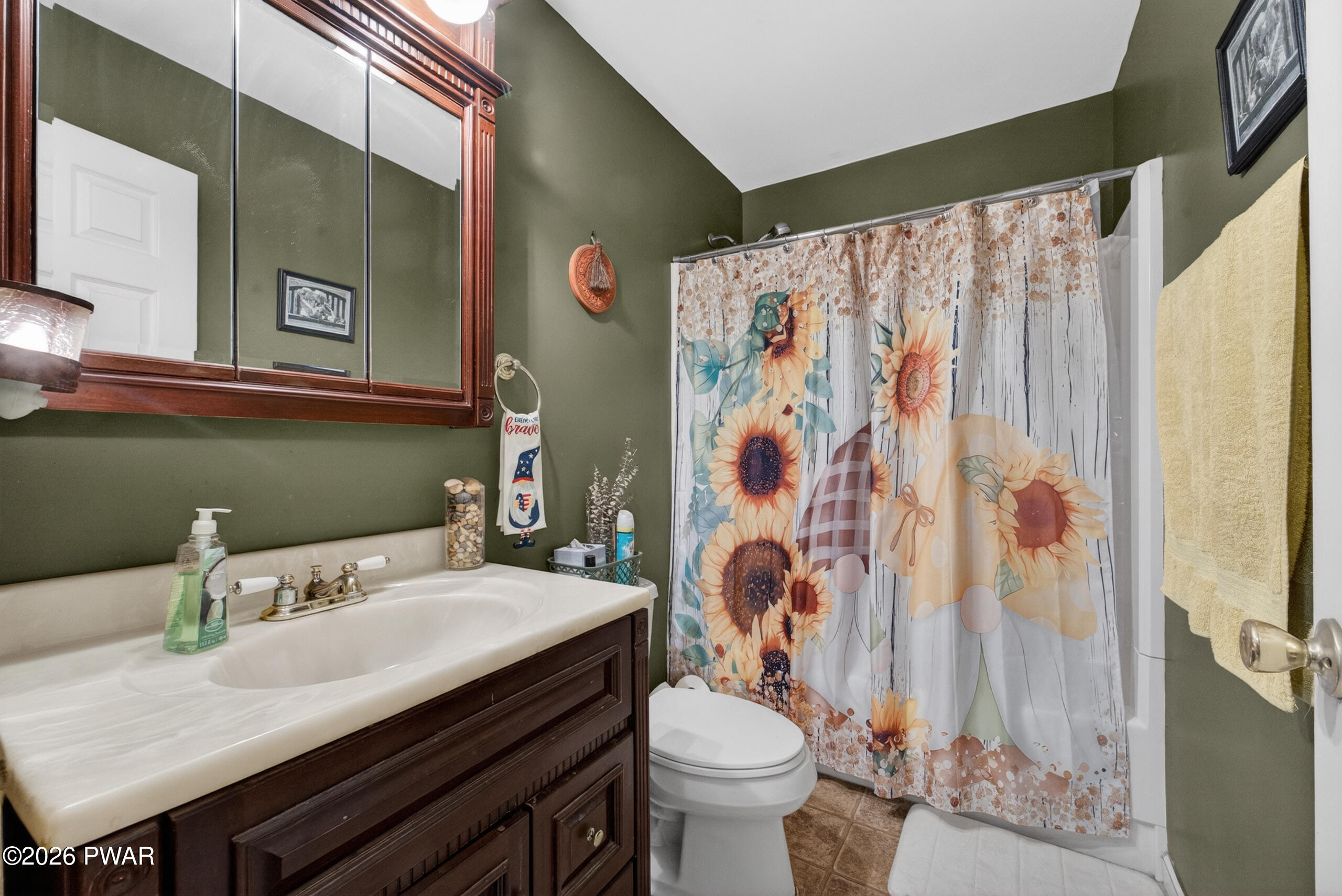 438 Cummins Hill Road Milford, PA 18337 - Photo 37 of 64