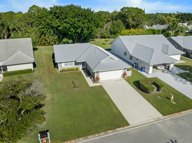 $410,000 | 6760 Southeast Lillian Court, Stuart, FL 34997