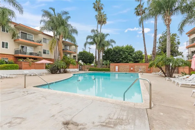 $390,000 | 400 North Acacia Avenue, Unit B12, Fullerton, CA 92831