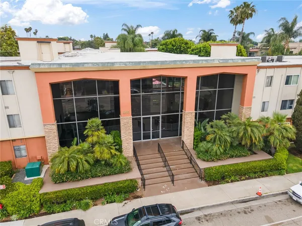 $380,000 | 400 North Acacia Avenue, Unit B12, Fullerton, CA 92831