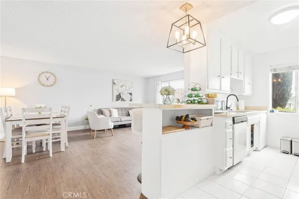 $380,000 | 400 North Acacia Avenue, Unit B12, Fullerton, CA 92831