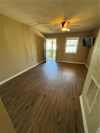 $875 | 8415 Airline Drive, Unit B4, Metairie, LA 70003