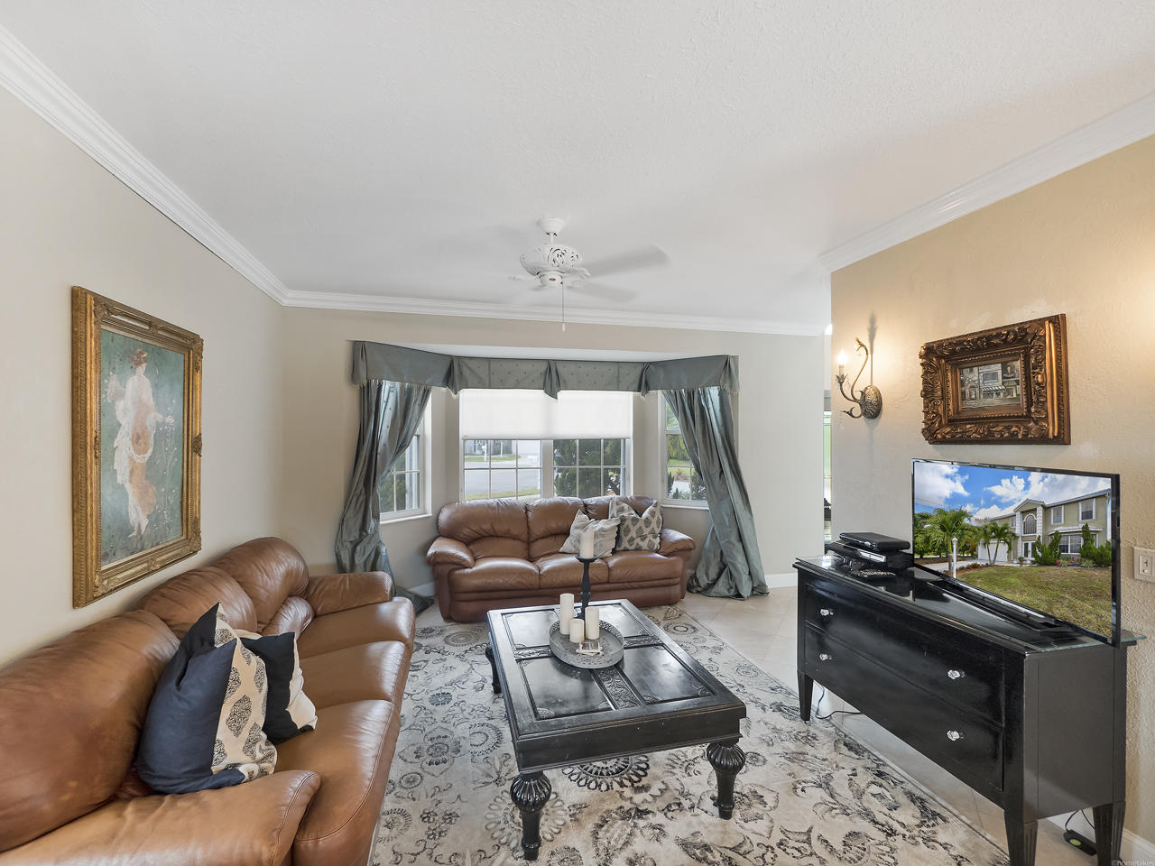 9565 Islamorada Terrace Boca Raton, FL 33496 - Photo 6 of 13 Living Room
