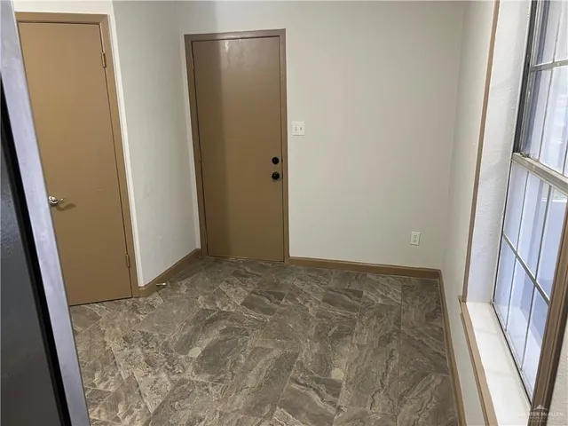 $1,350 | 1912 West Jay Court, McAllen, TX 78504