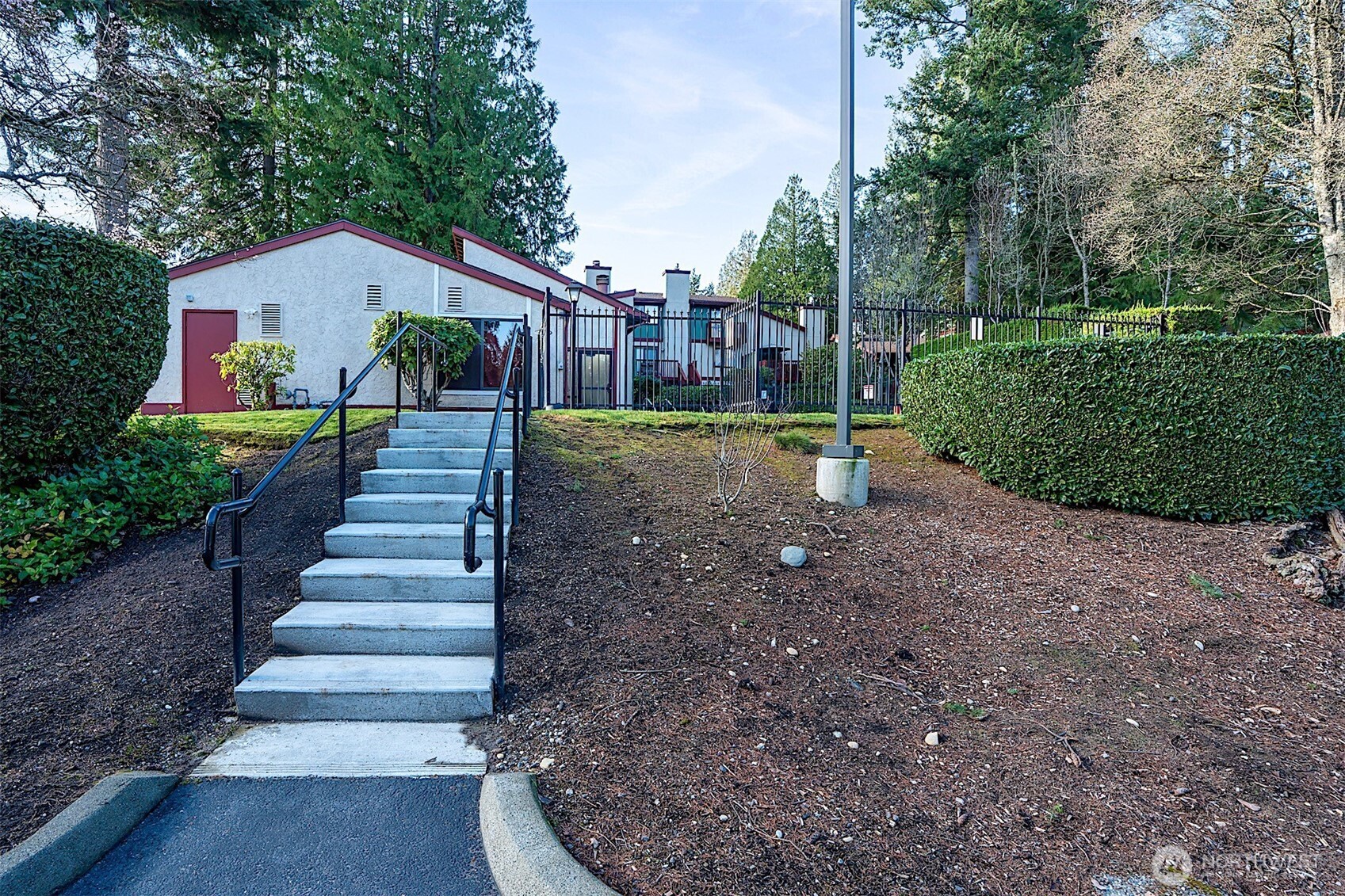 4724 Southwest 317th Lane, Unit B Federal Way, WA 98023 - Photo 38 of 40