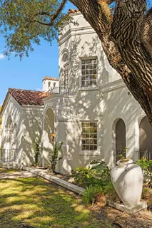 a view of a livingroom with a fireplace