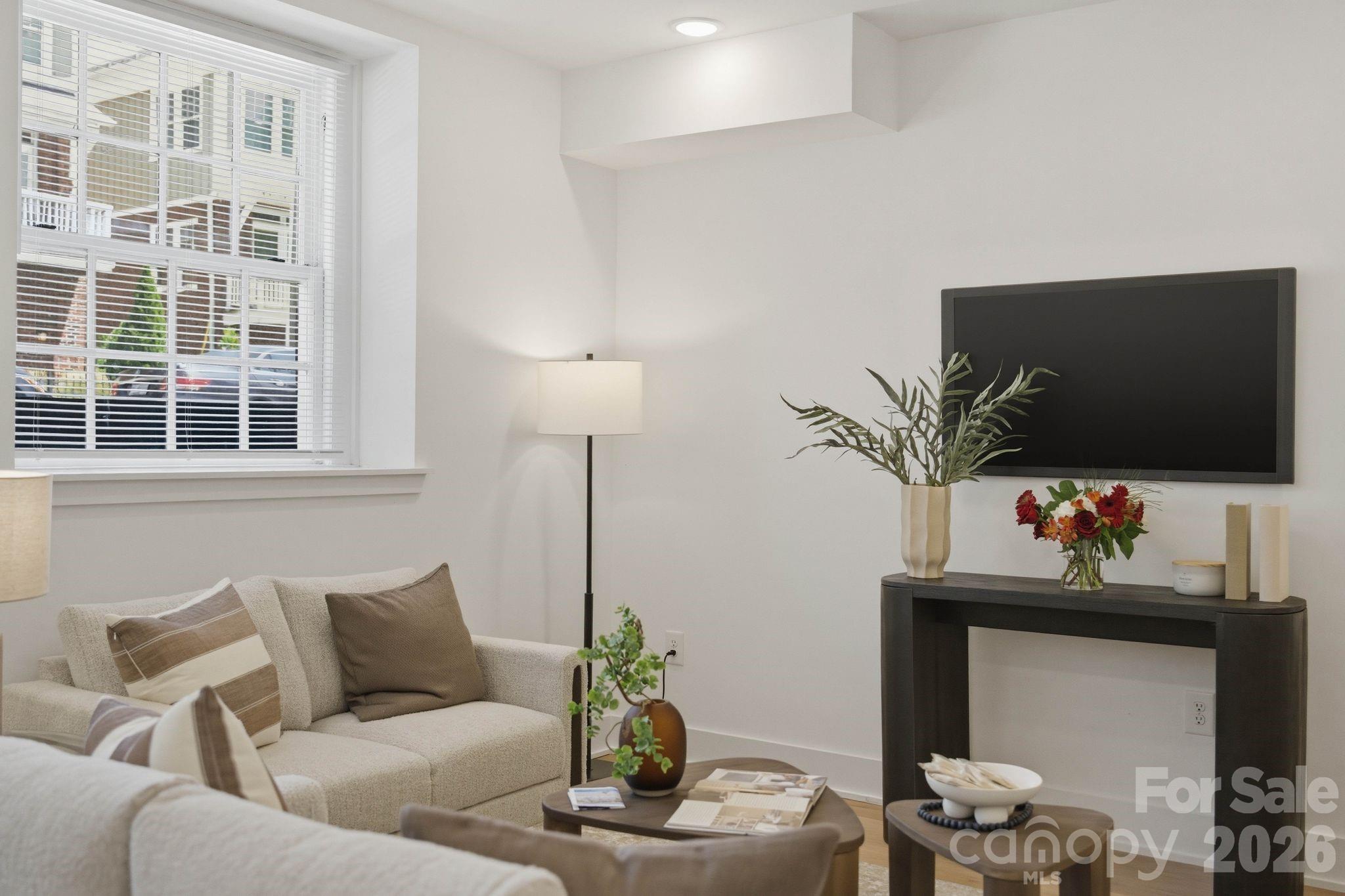 201 Grandin Road, Unit 5 Charlotte, NC 28208 - Photo 13 of 47