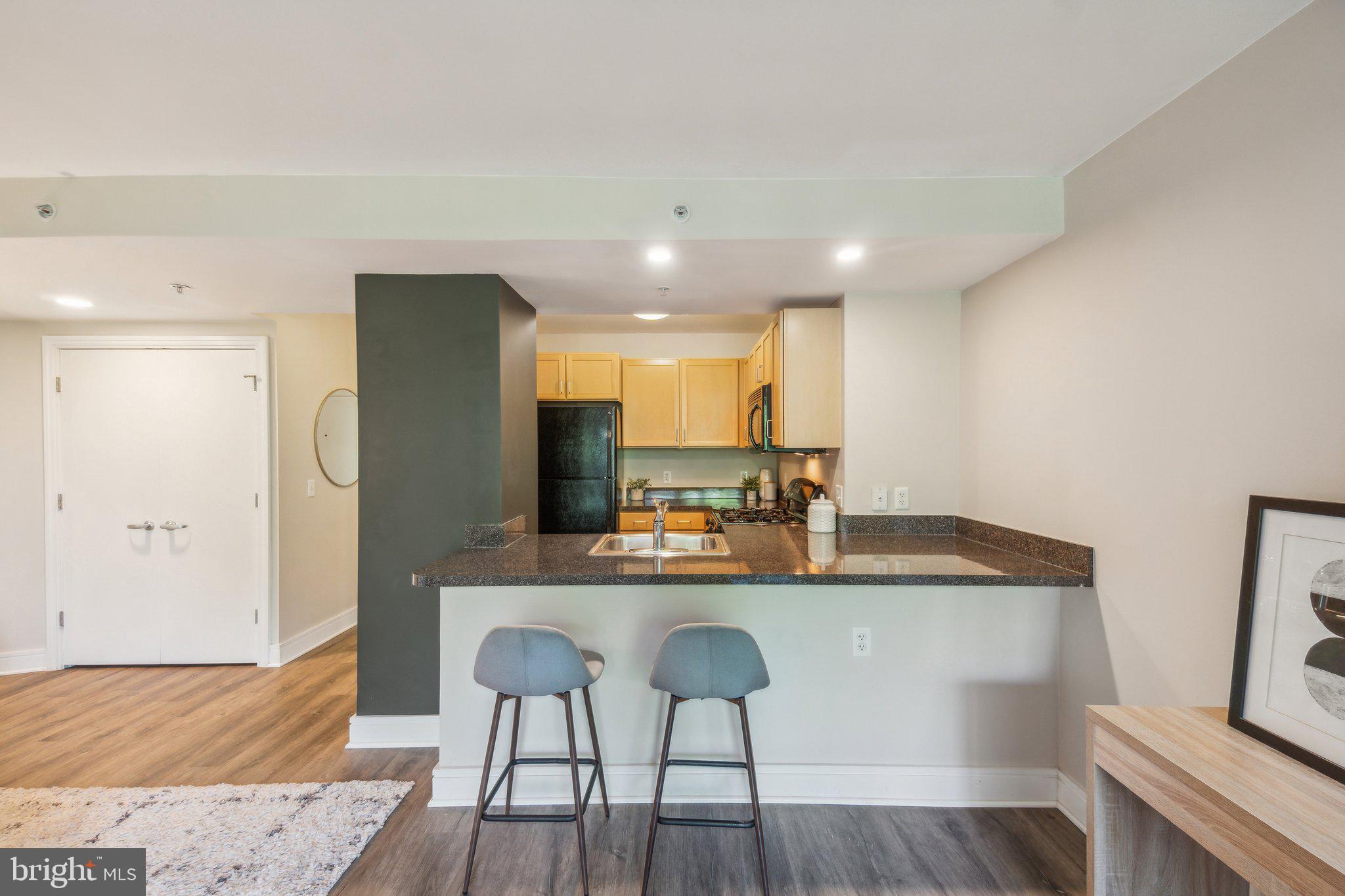 800 4th Street Southwest, Unit S525 Washington, DC 20024 - Photo 8 of 30