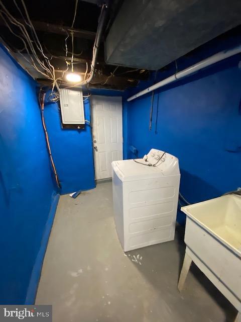 7214 Rutland Street Philadelphia, PA 19149 - Photo 9 of 14 Laundry Room