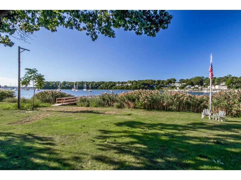 70 Dory Road Warwick, RI 02886 - Photo 15 of 16 View.