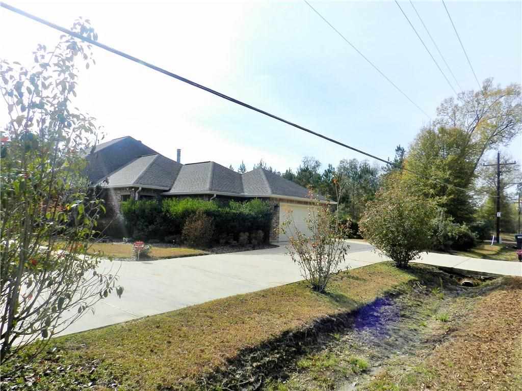 17492 Frederick Road Hammond, LA 70401 - Photo 3 of 38 Gallery Image 3