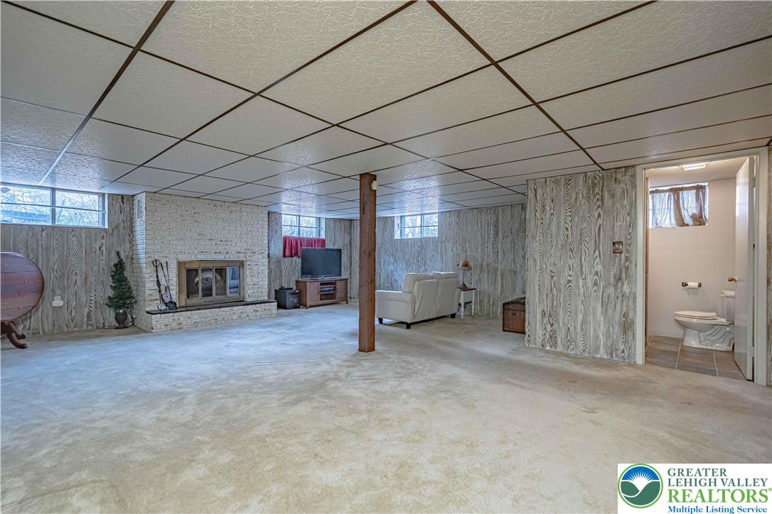 2810 Kuter Road Bath, PA 18014 - Photo 13 of 24 Gallery Image 13