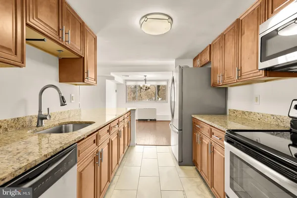 $380,000 | 5100 Dorset Avenue, Unit 100, Chevy Chase, MD 20815