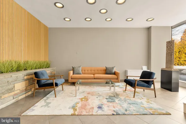 $380,000 | 5100 Dorset Avenue, Unit 100, Chevy Chase, MD 20815