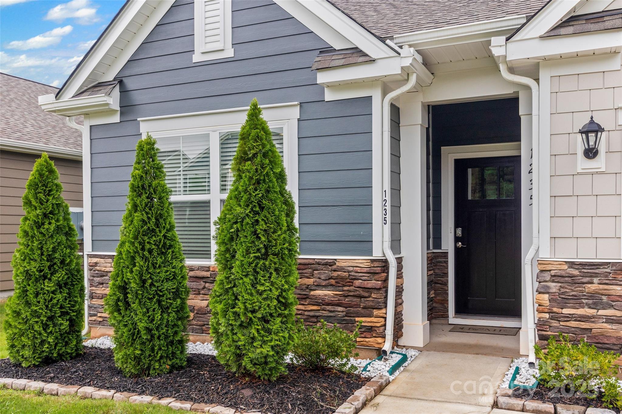 1235 Rutherford Street York, SC 29745 - Photo 2 of 40 Gallery Image 2