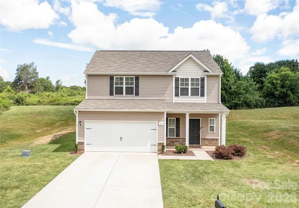 $370,000 | 226 Lake George Drive, Shelby, NC 28152