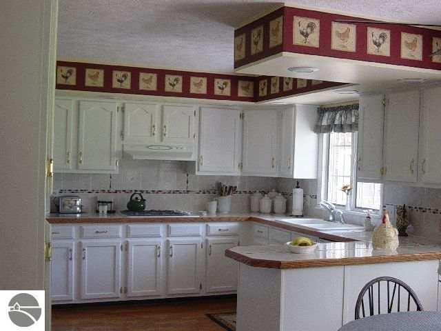 1139 Bass Lake Road Traverse City, MI 49685 - Photo 4 of 9 1680288-3.JPG