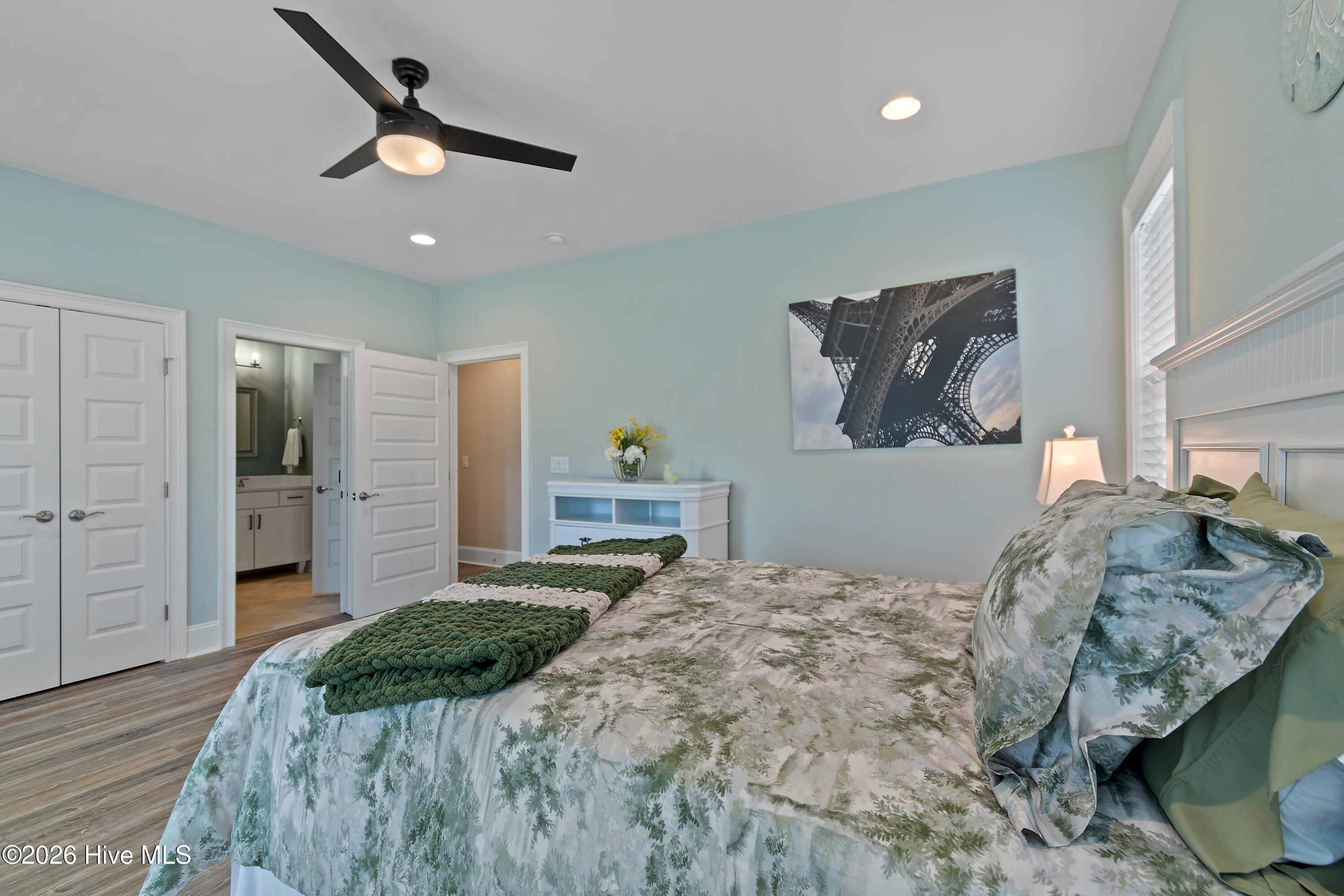 620 Eastwood Park Road, Unit 6D Sunset Beach, NC 28468 - Photo 31 of 82 Ground floor bedroom
