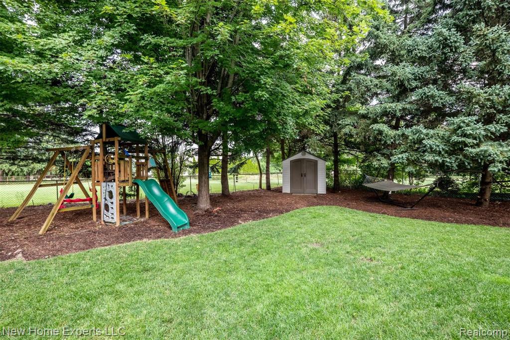 918 Bolinger Street Rochester Hills, MI 48307 - Photo 44 of 44