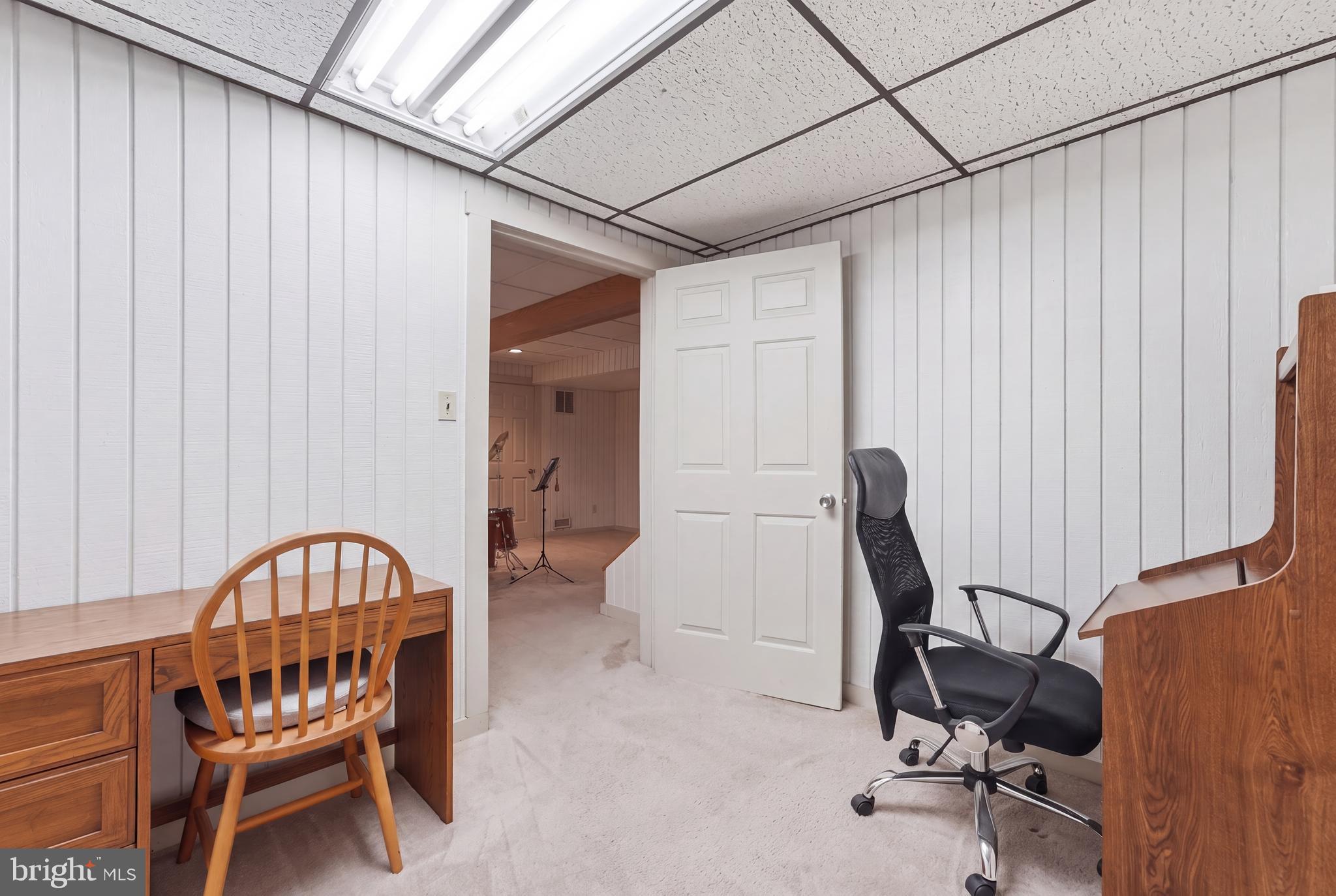 7237 Baldwin Ridge Road Warrenton, VA 20187 - Photo 38 of 63 Office/Den
