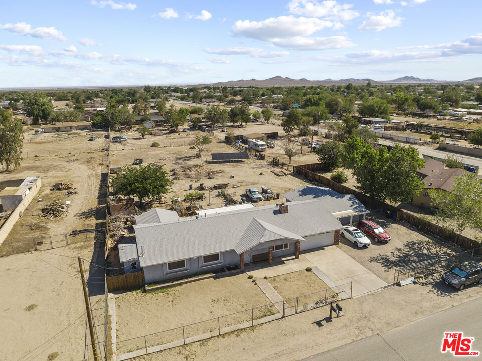 10647 East Ave R 10 Littlerock, CA 93543 - Photo 2 of 34