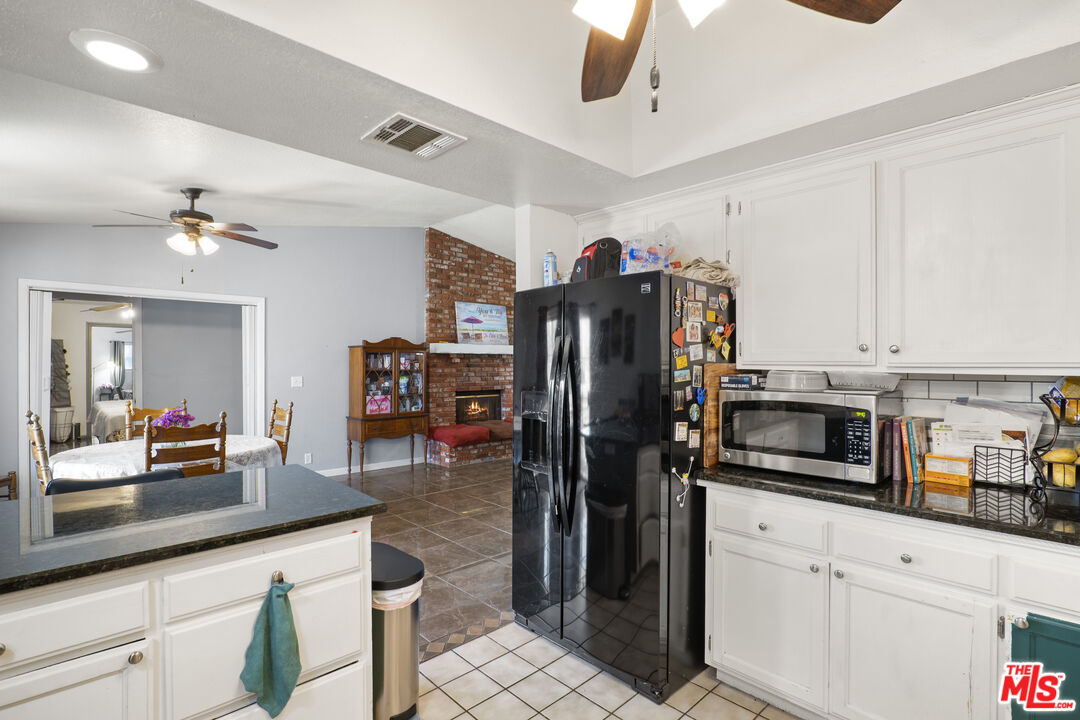 10647 East Ave R 10 Littlerock, CA 93543 - Photo 32 of 34