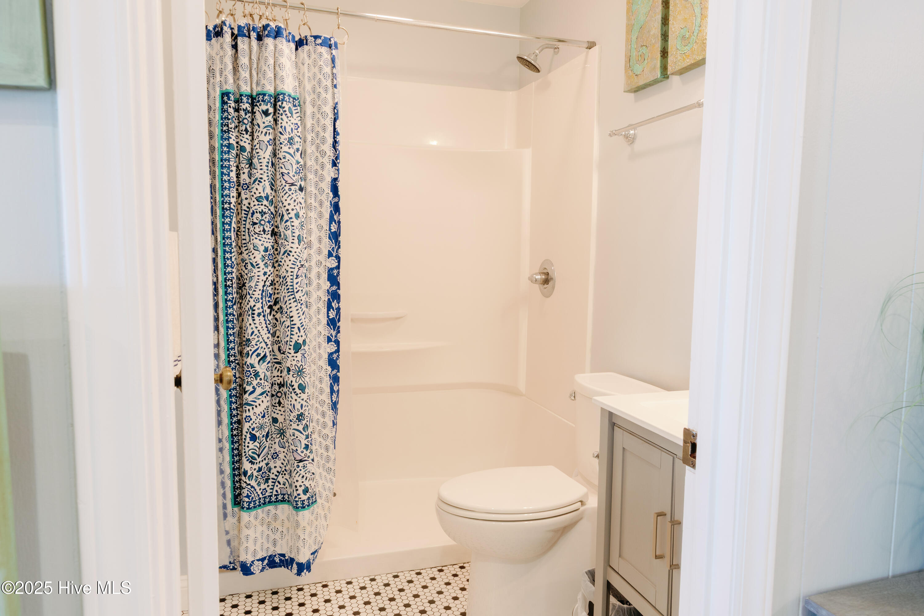 1197 Pinecrest Road Bath, NC 27808 - Photo 48 of 63 Main Bathroom