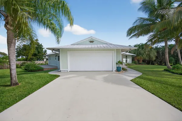 $775,000 | 5273 Southeast Tall Pines Way, Stuart, FL 34997