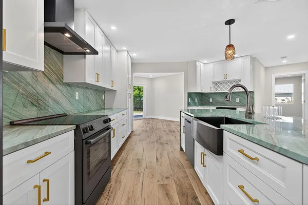 $775,000 | 5273 Southeast Tall Pines Way, Stuart, FL 34997