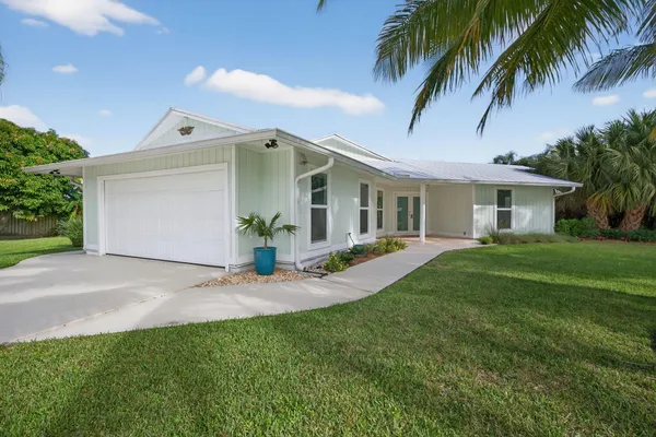 $775,000 | 5273 Southeast Tall Pines Way, Stuart, FL 34997