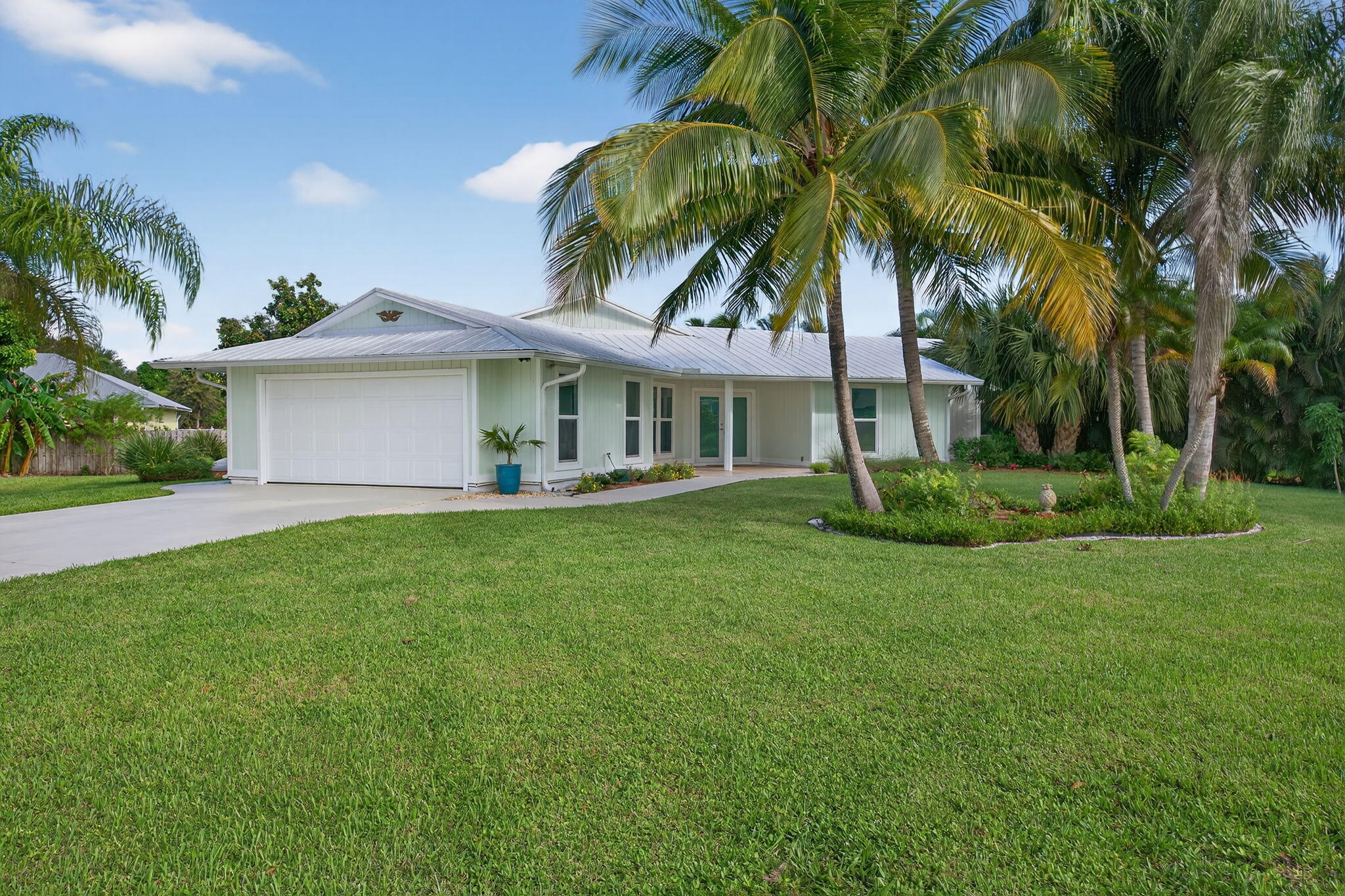 5273 Southeast Tall Pines Way Stuart, FL 34997 - Photo 7 of 62 25-web-or-mls-004__MLP0017