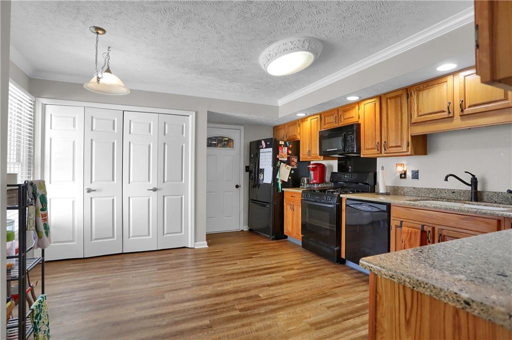 3547 Sylvan Ridge Court Indianapolis, IN 46240 - Photo 8 of 45 Gallery Image 8