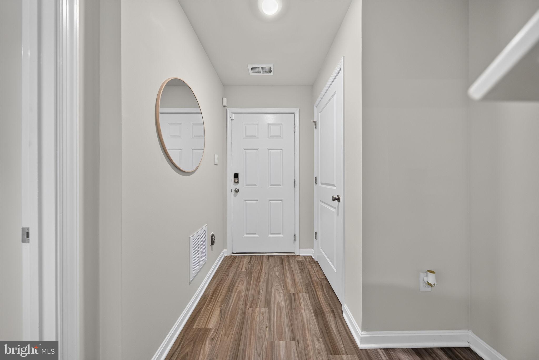 1204 Daphne Way Frederick, MD 21702 - Photo 6 of 46