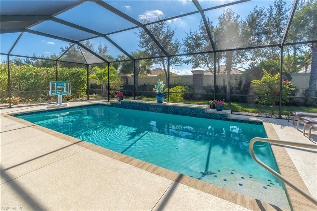 9332 Fieldstone Lane Naples, FL 34120 - Photo 33 of 41 a view of swimming pool