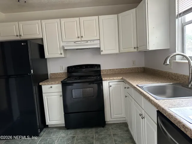 $1,795 | 4253 Huntington Forest Boulevard, Jacksonville, FL 32257