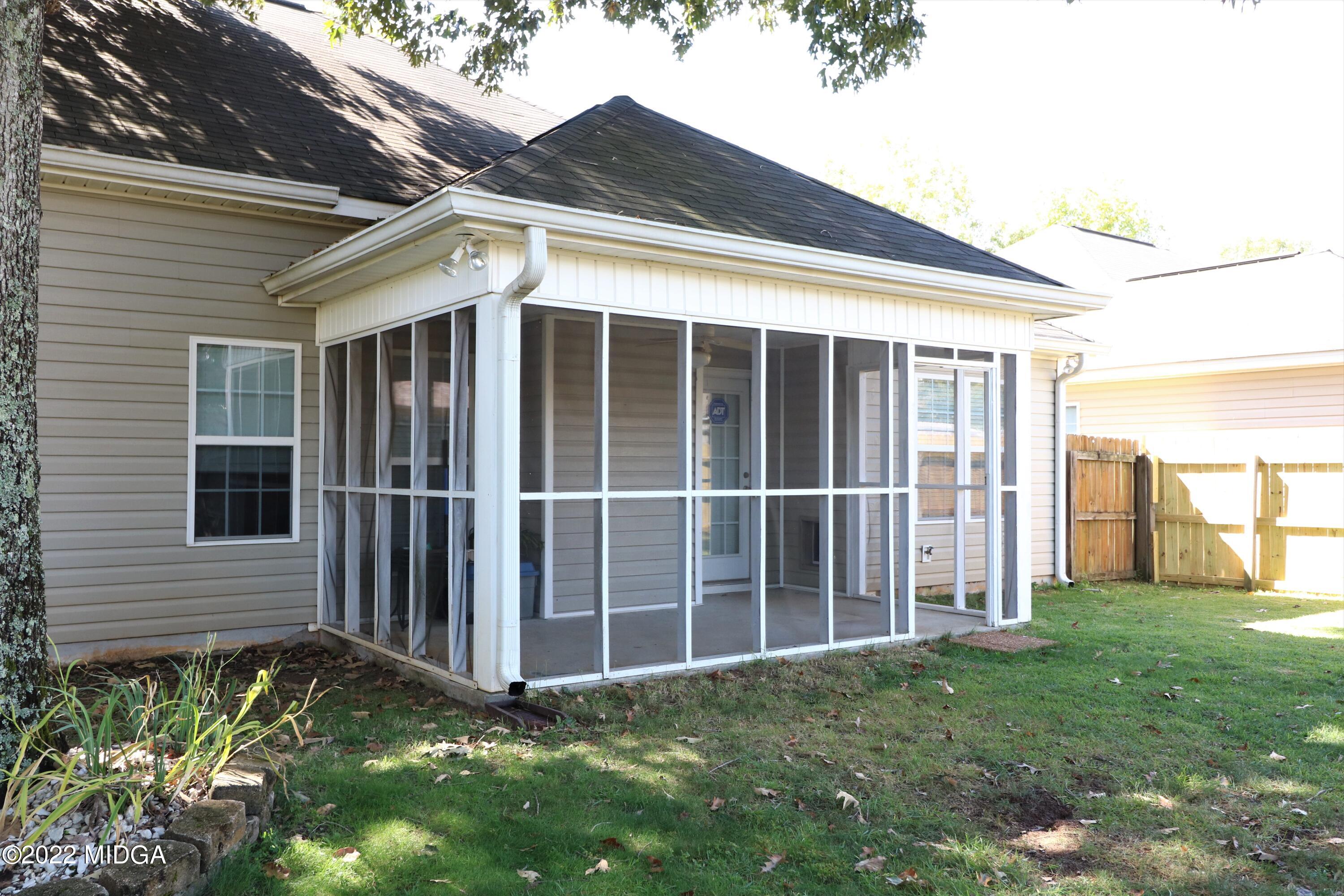 202 Weatherwood Road Kathleen, GA 31047 - Photo 12 of 14 Screen porch