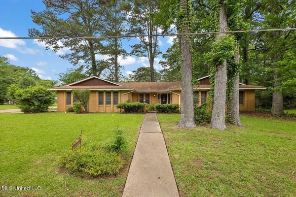 $205,000 | 1026 Briarwood Drive, Jackson, MS 39211