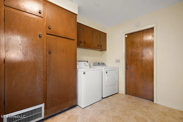 $205,000 | 1026 Briarwood Drive, Jackson, MS 39211