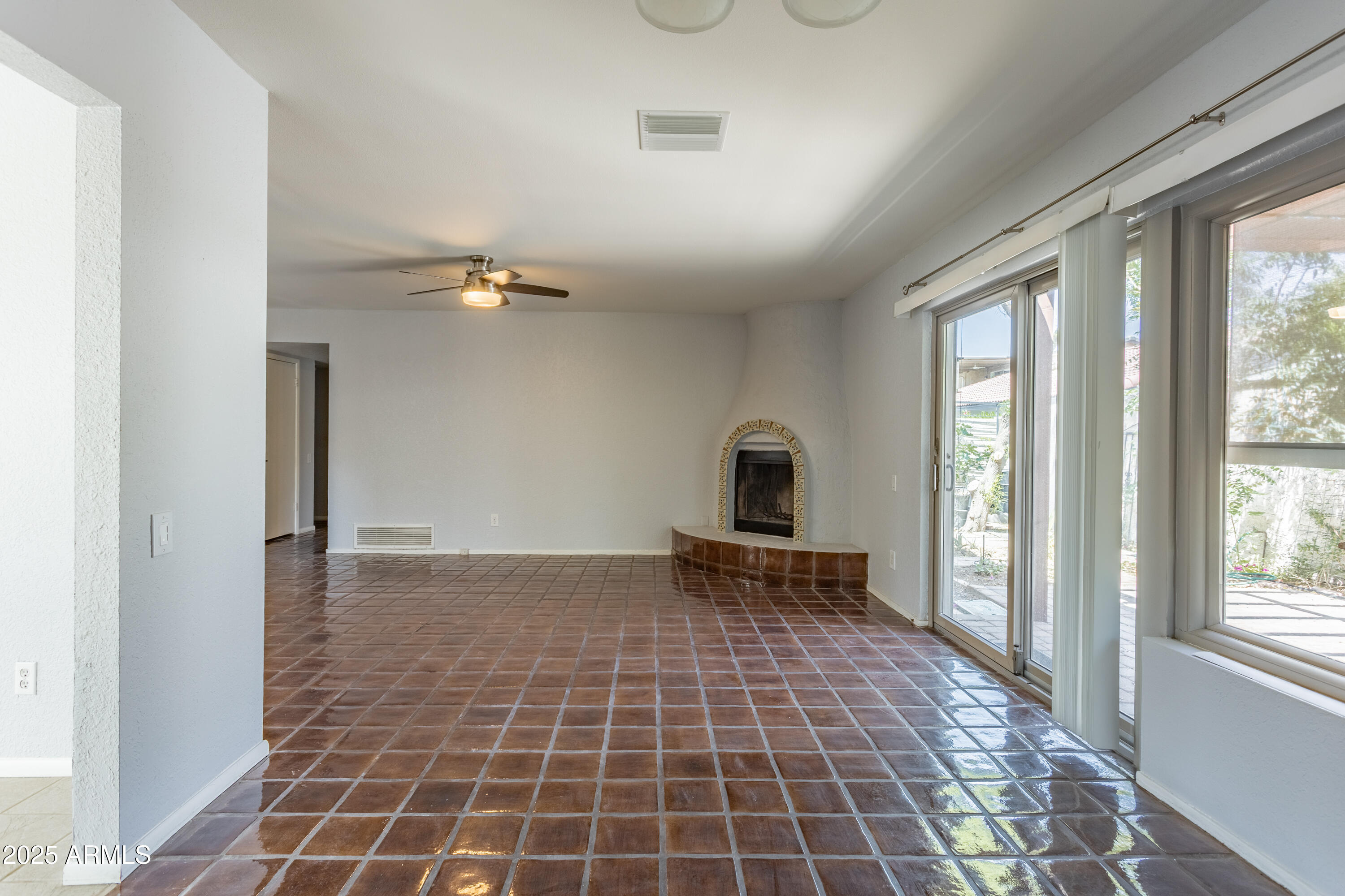 5621 South Sailors Reef Road Tempe, AZ 85283 - Photo 11 of 32 _F9A1270-HDR